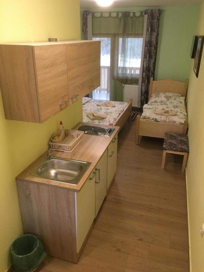 Ranch Marina Hotel Koce Екстериор снимка
